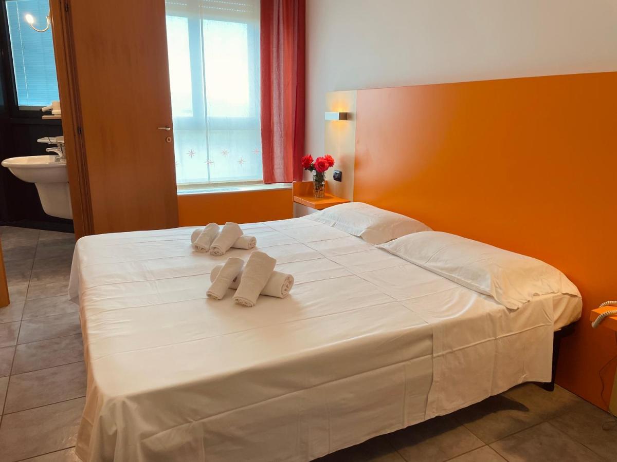 Hotel Grecale - Вентурина-Терме Екстер'єр фото