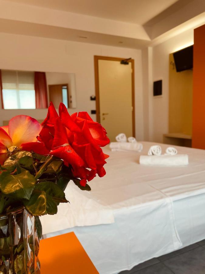 Hotel Grecale - Вентурина-Терме Екстер'єр фото