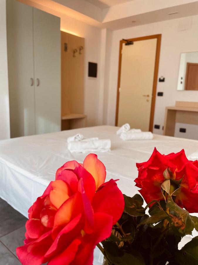 Hotel Grecale - Вентурина-Терме Екстер'єр фото