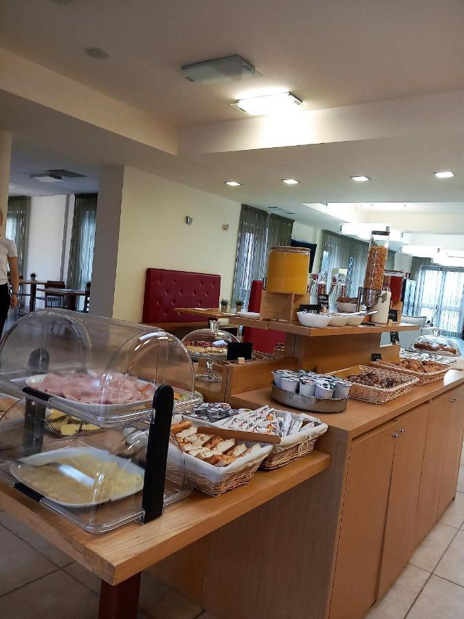 Hotel Grecale - Вентурина-Терме Екстер'єр фото