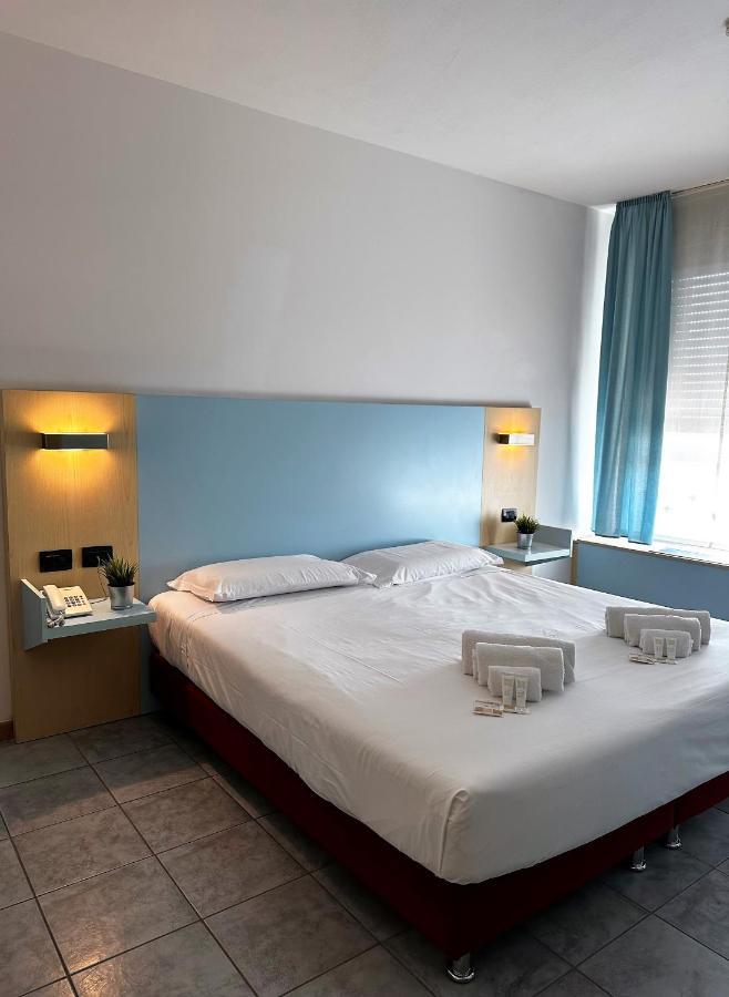 Hotel Grecale - Вентурина-Терме Екстер'єр фото