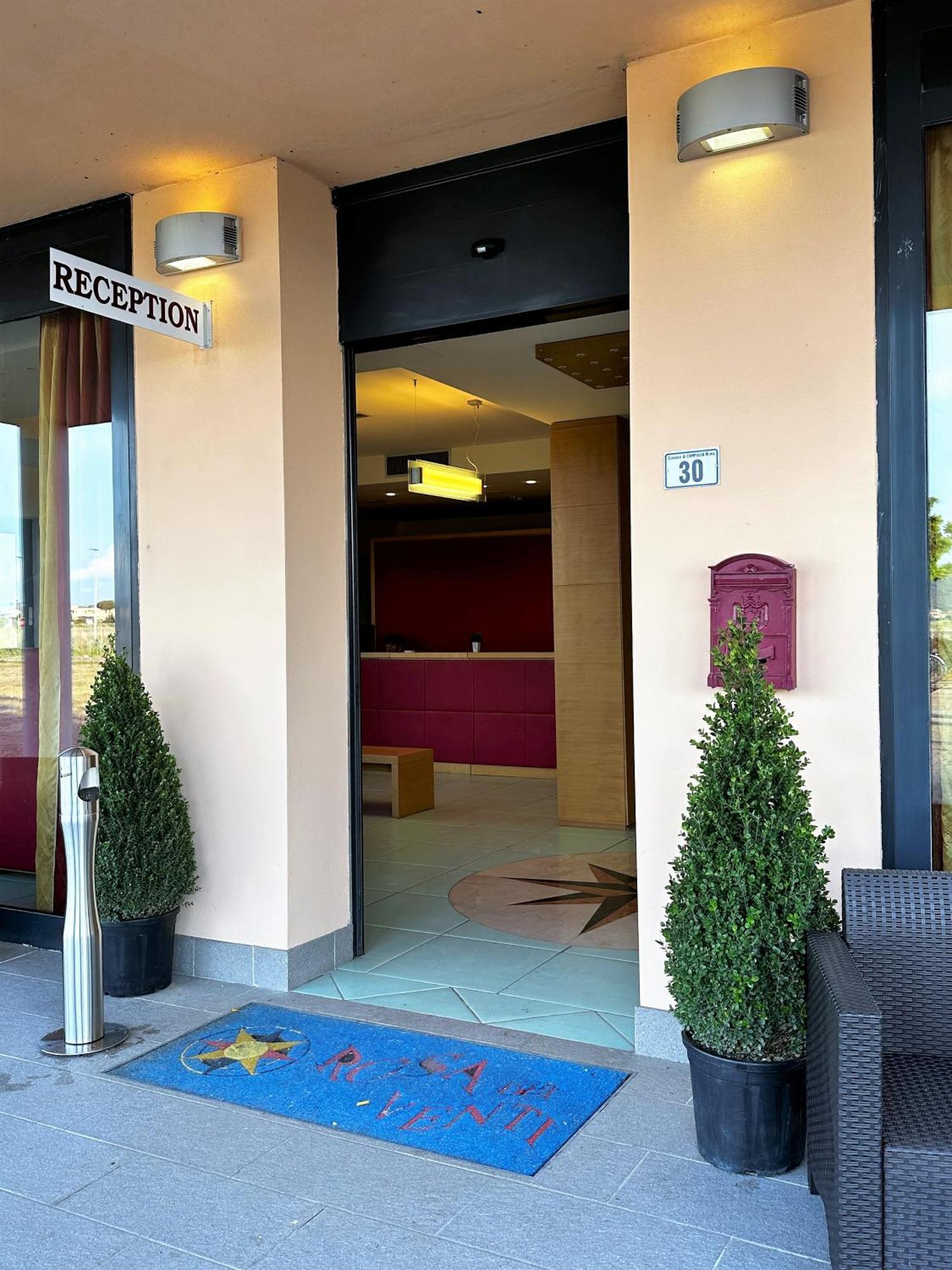 Hotel Grecale - Вентурина-Терме Екстер'єр фото